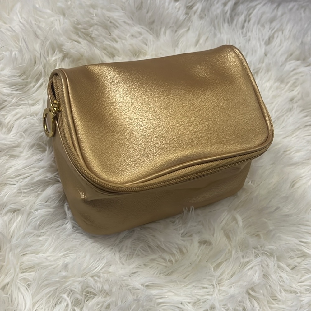 🔥GIFT AWAY 🔥 - Picture 4 of 5